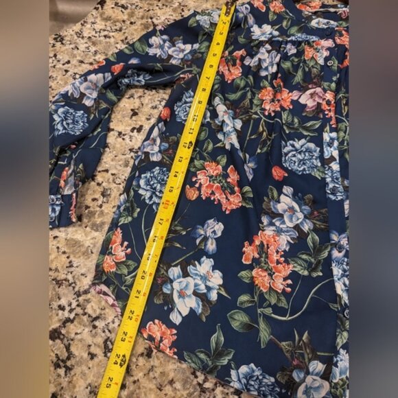 H&M blue floral button up spring summer career button up blouse S - Picture 2 of 6